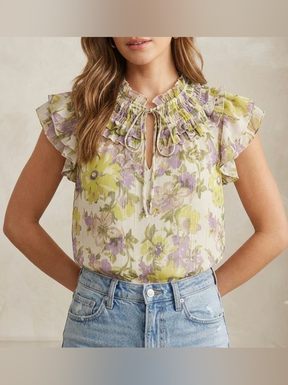 NWT Adelyn Rae Floral Metallic, Ruffled Flutter Sleeve Top Blouse Size Small